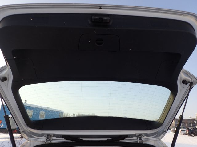 753687-51 Volkswagen AUV GOLF, 2015. Petrol / Gas. LOW MILES