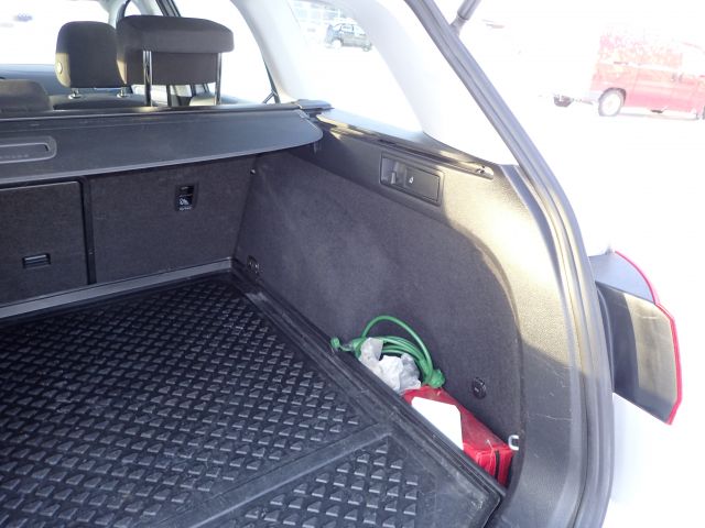 753687-56 Volkswagen AUV GOLF, 2015. Petrol / Gas. LOW MILES