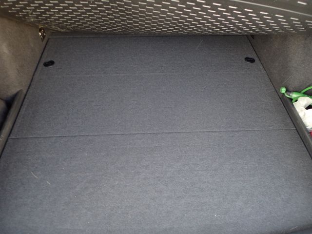 753687-59 Volkswagen AUV GOLF, 2015. Petrol / Gas. LOW MILES