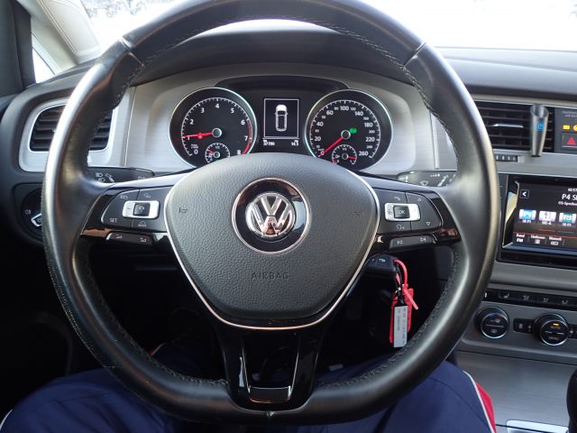 753687-74 Volkswagen AUV GOLF, 2015. Petrol / Gas. LOW MILES