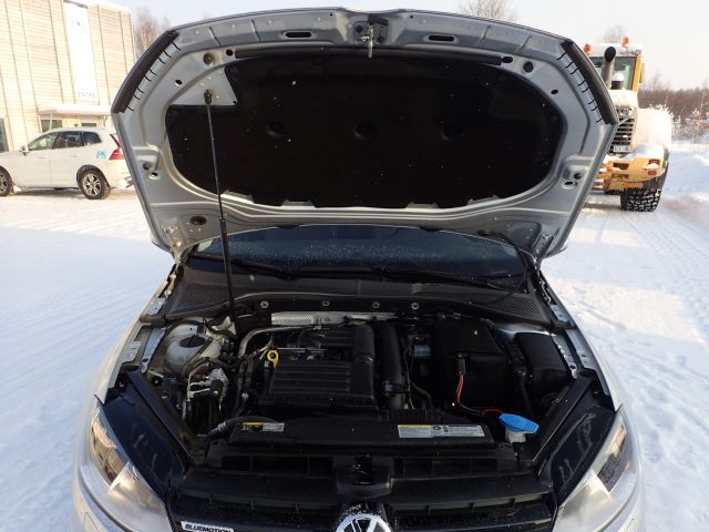 753687-93 Volkswagen AUV GOLF, 2015. Petrol / Gas. LOW MILES