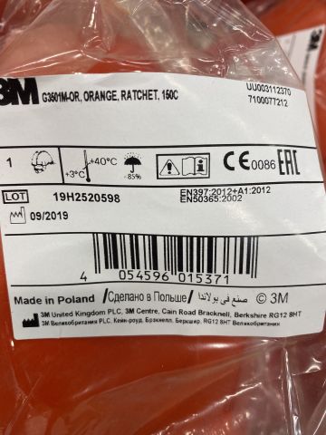 869932-2 15 safety helmets 3M G3501M-OR