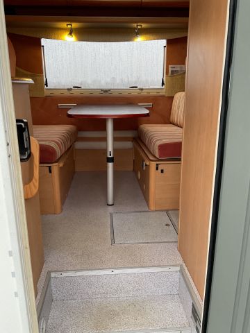 836665-8 Fiat Eura Mobil 635 - 2005