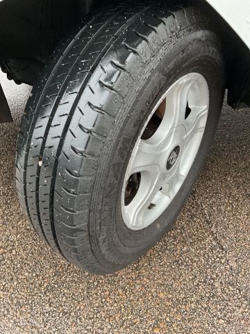 836665-36 Fiat Eura Mobil 635 - 2005