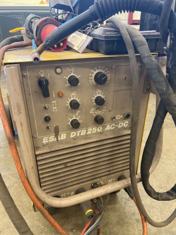 776636-6 ESAB DTB 250 AC-DC TIGsvets