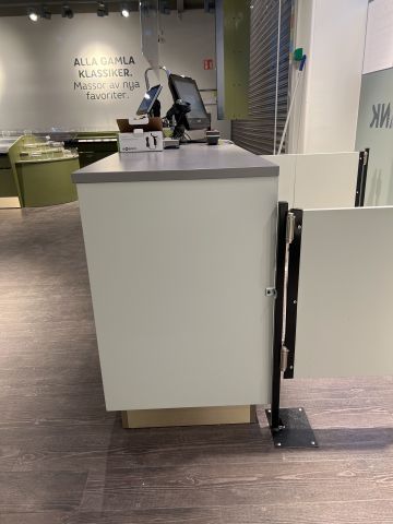 867639-3 Checkout counter 180 cm with revolving doors