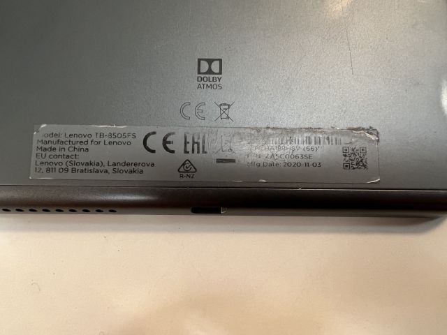 867651-4 Tablet, Lenovo Smart Tab M8 with docking station