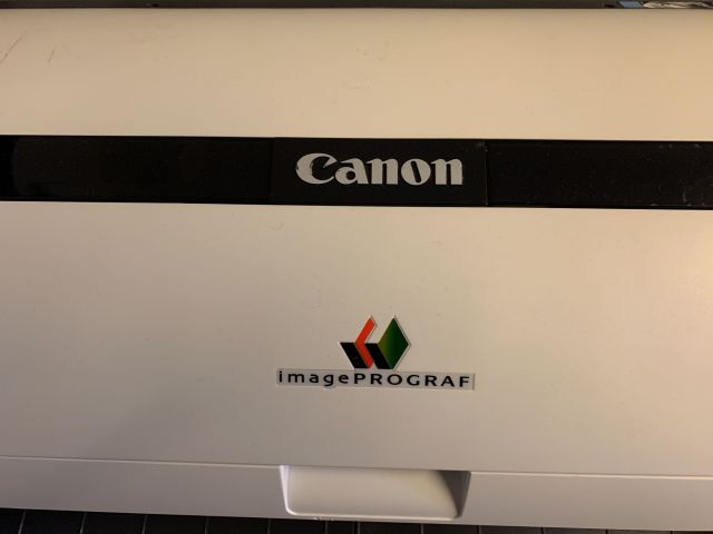 848715-3 Large format printer Canon iPF670
