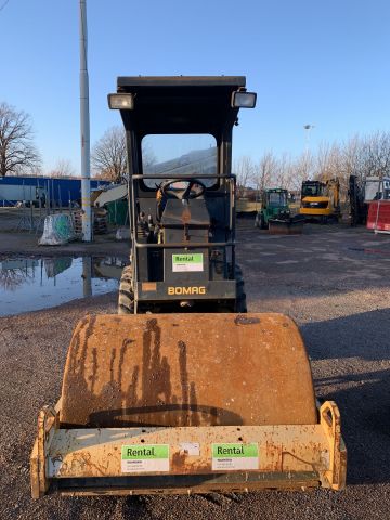 848738-7 3.3-ton roller, Bomag DW 124 -2007