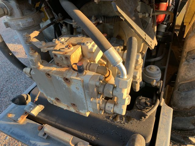 848738-17 3.3-ton roller, Bomag DW 124 -2007