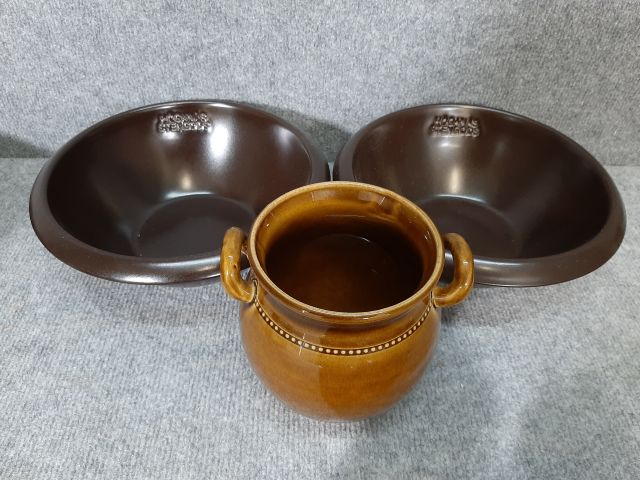 804250-2 Collection of porcelain and ceramics, Höganäs, about 30 parts