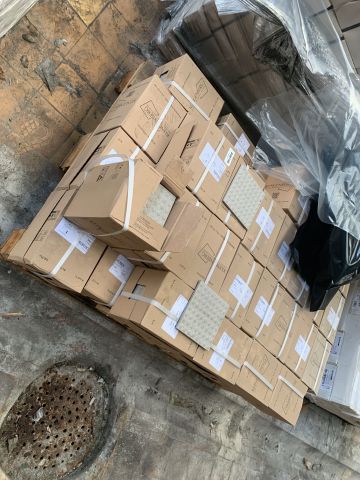 848798-2 Tiles from Klingenberg, M15x15, tot about 25m2