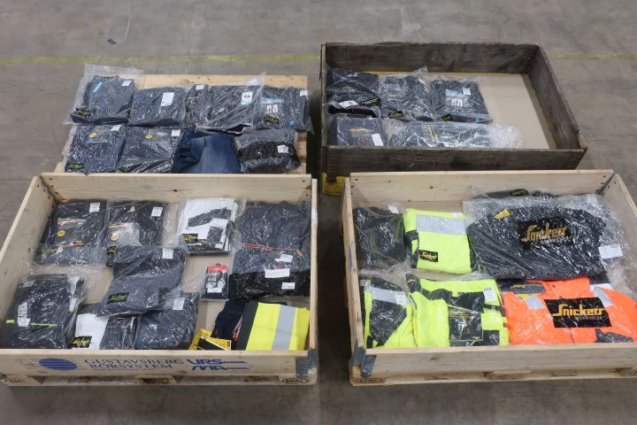 871767-1 Assortment of workwear Snickers, Dunderdon etc