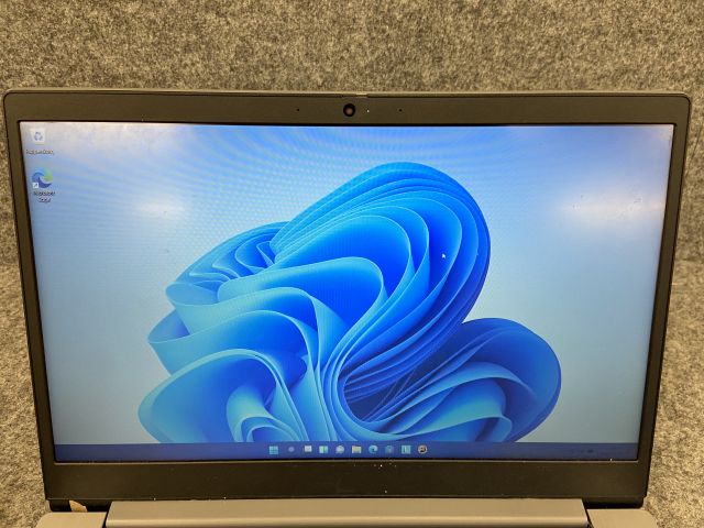 849185-3 Lenovo Laptop IdeaPad 3 15IML05