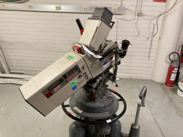 873881-4 Ikegami HK-366, Canon J50X ja Vinten jalka