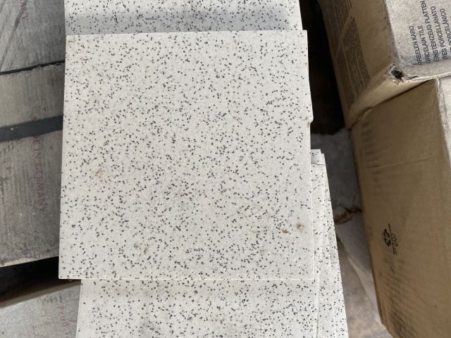 829878-1 Tiles from Klingenberg, M15x15, Tot about 8m2