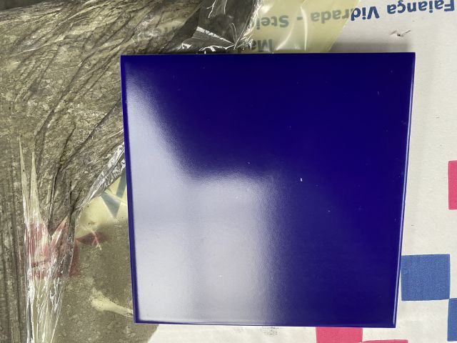 829911-1 Tiles from cinca, m15x15, Tot about 72m2