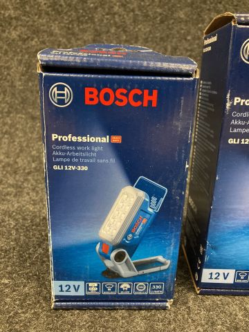 874242-2 3 construction lamps Bosch 12V (Without batteries and charger)
