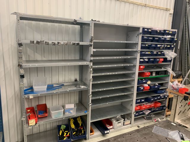 873918-5 Sheet metal shelves, 9 sections and 2 sheet metal cabinets