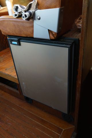 875066-22 Finnmar 9000 patrol boat, Volvo penta D6 310 - 2006