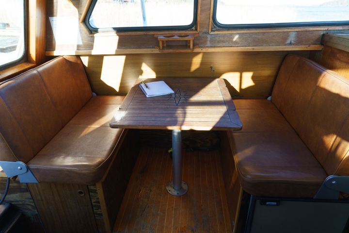 875066-29 Finnmar 9000 patrol boat, Volvo penta D6 310 - 2006