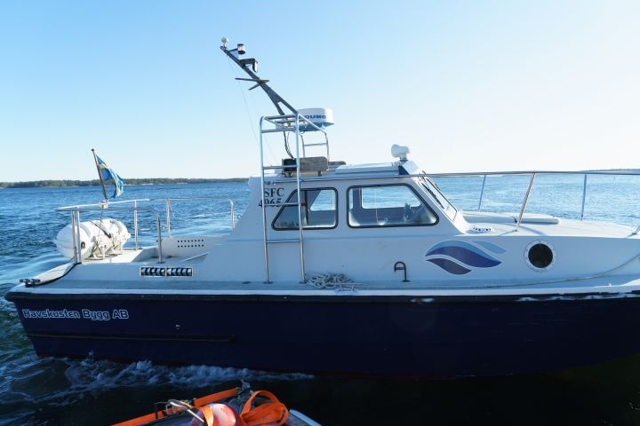 875066-54 Finnmar 9000 patrol boat, Volvo penta D6 310 - 2006