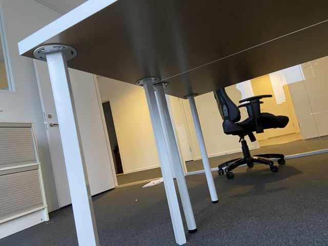 865711-11 Office Workstations & Gaming Chair