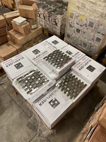 871982-2 Crystal mosaic from Evers CC Höganäs approx. 52 packages Tot approx. 21m2