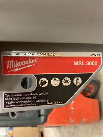 874288-4 Work table Milwaukee MSL 3000 (Display copy)