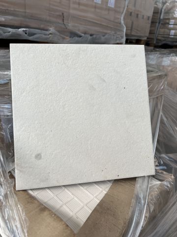 872016-1 Tiles from Klingenberg 30X30cm Tot about 35m2