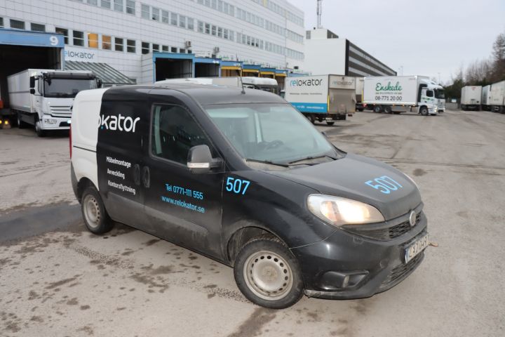 875444-7 Fiat Doblo Cargo 1.3 MJT -16 LAZ049