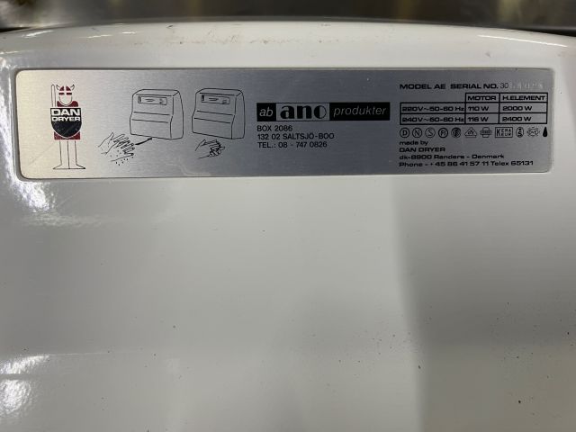 875503-3 Dan Dryer art ae white Non-contact hand dryer with casing in 4 mm die-cast aluminum,