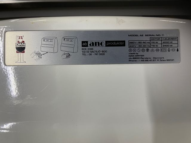 875505-3 Dan Dryer art ae white Non-contact hand dryer with casing in 4 mm die-cast aluminum