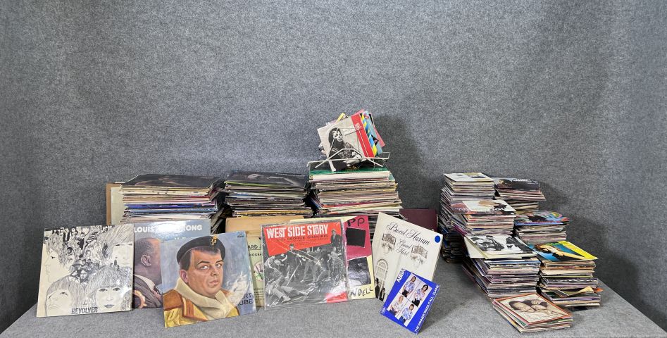 804280-1 Collection of vinyl records, + 1000 pcs