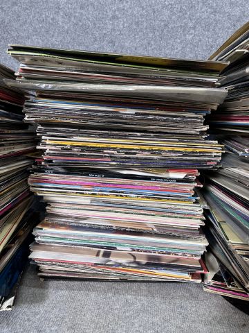804280-9 Collection of vinyl records, + 1000 pcs