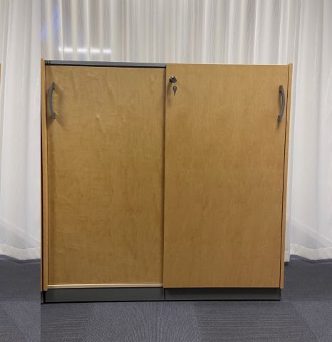 875519-1 2 storage cabinets with sliding doors. EFG.