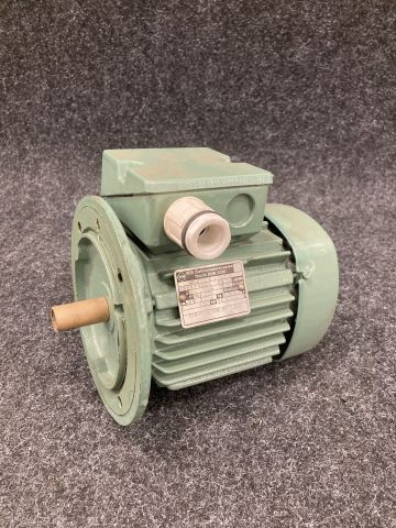 875400-1 Electric motor VEM KPERB 71 G 2 0.55kW 2700 rpm