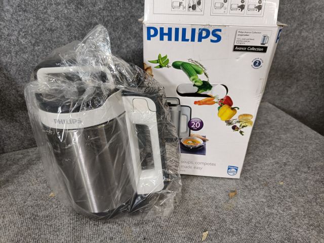 745489-4 Floor fan and soup maker