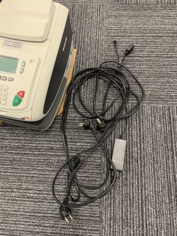 866663-8 Franking machine + envelope machine Neopost