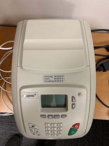 866663-10 Franking machine + envelope machine Neopost