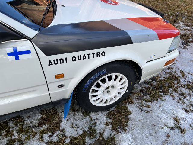 875856-13 AUDI V8, 1989, 247 hp