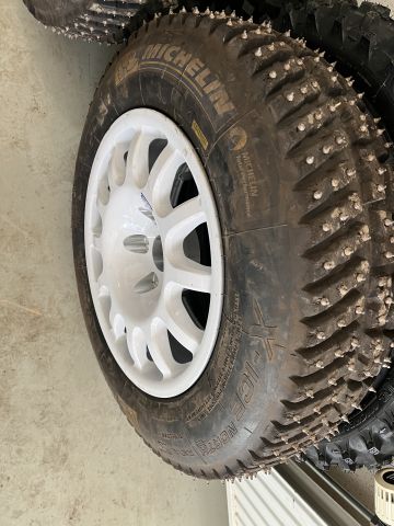 875856-28 AUDI V8, 1989, 247 hp