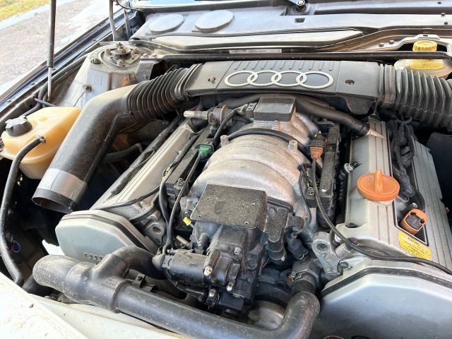 875856-41 AUDI V8, 1989, 247 hp