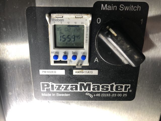 875859-4 Pizza oven PizzaMaster PM 832ED
