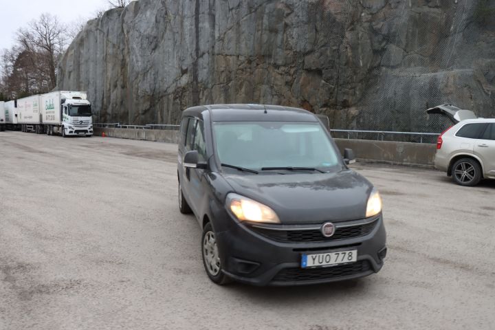 875447-3 Fiat Doblo Cargo 1.6 MJT -19 YUO778