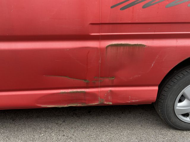 833914-7 Toyota Hiace, 2002, 142 hp