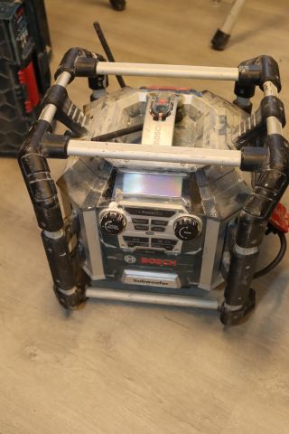 877637-2 Byggradio Bosch