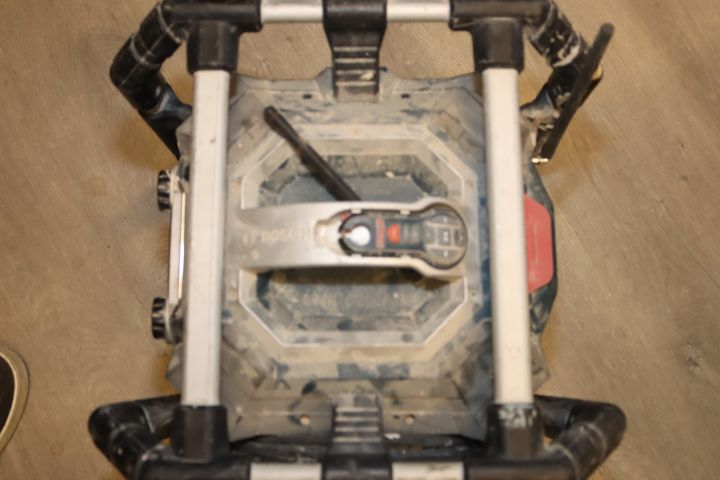 877637-3 Byggradio Bosch