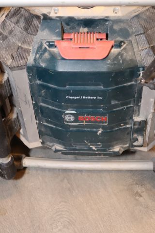 877637-7 Byggradio Bosch