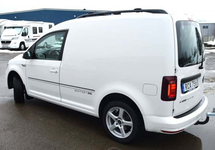 877690-10 Volkswagen Caddy - 2017